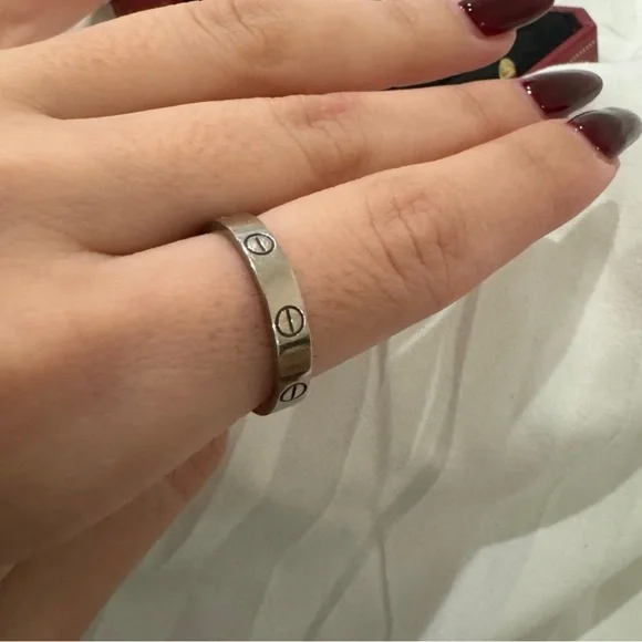 Cartier Thin Love Ring in White Gold - Picture 3 of 5